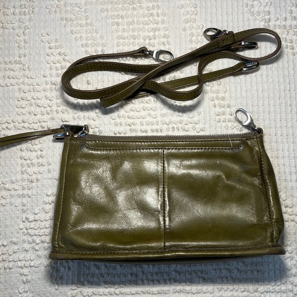 Hobo Cadence Convertible - Picture 2 of 8